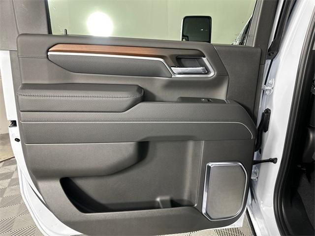 new 2026 GMC Sierra 2500 car, priced at $92,165