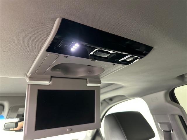 used 2015 Chevrolet Suburban car, priced at $19,989