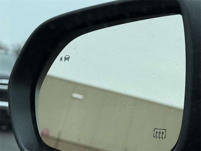 new 2026 Chevrolet Traverse car, priced at $50,076