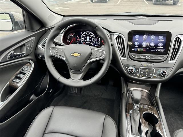 new 2025 Chevrolet Malibu car, priced at $31,952