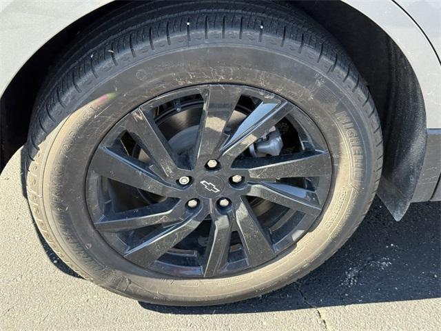 used 2024 Chevrolet Equinox car, priced at $21,455