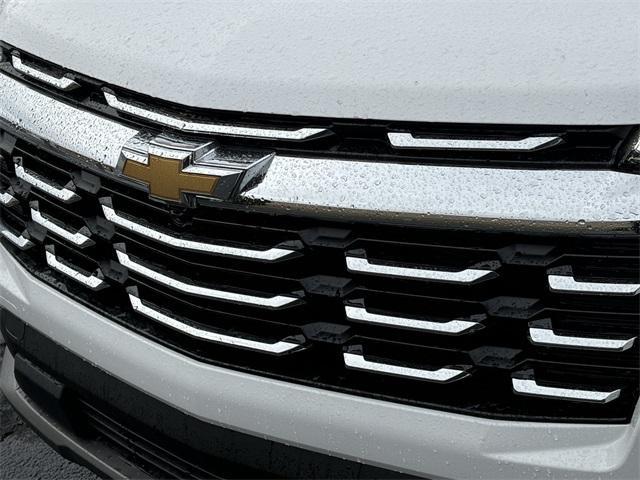 new 2025 Chevrolet Equinox car, priced at $33,070