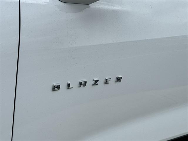 new 2025 Chevrolet Blazer car, priced at $38,589