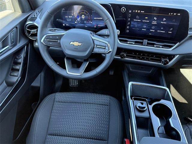new 2026 Chevrolet Equinox car, priced at $28,380