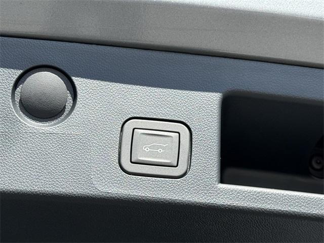 new 2026 Chevrolet Equinox car, priced at $30,454