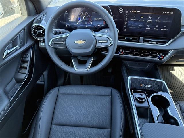 new 2026 Chevrolet Equinox car, priced at $30,454