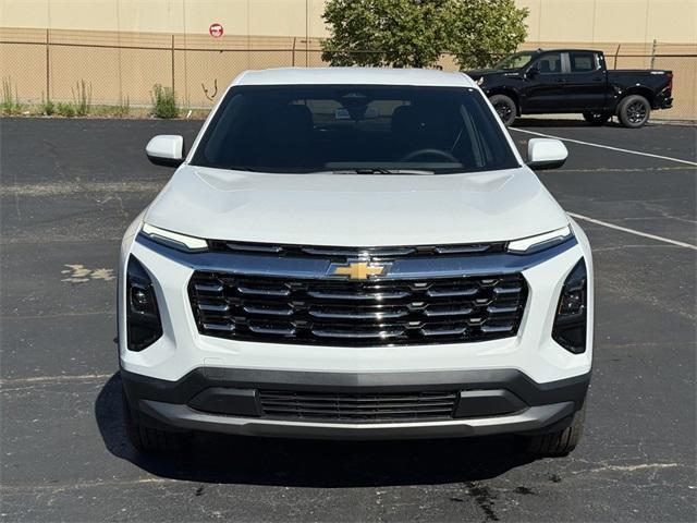 new 2026 Chevrolet Equinox car, priced at $30,402