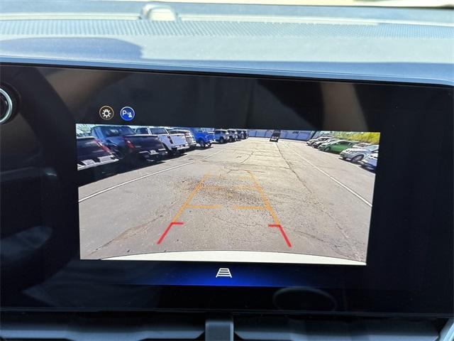 new 2026 Chevrolet Equinox car, priced at $30,402