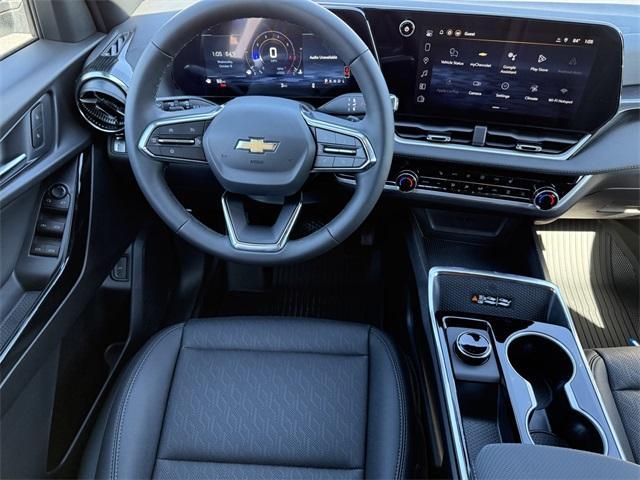 new 2026 Chevrolet Equinox car, priced at $30,402