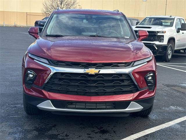 new 2025 Chevrolet Blazer car, priced at $36,221