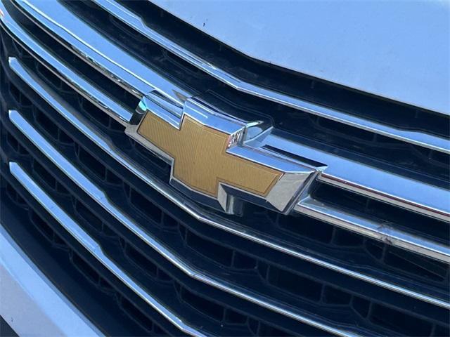used 2023 Chevrolet Traverse car, priced at $29,118