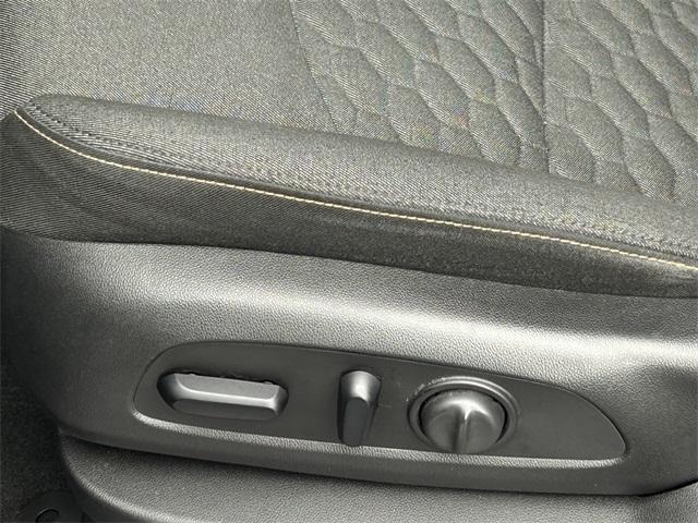 used 2018 Chevrolet Equinox car, priced at $17,299