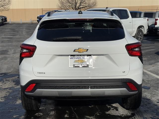 new 2025 Chevrolet Trax car, priced at $23,432