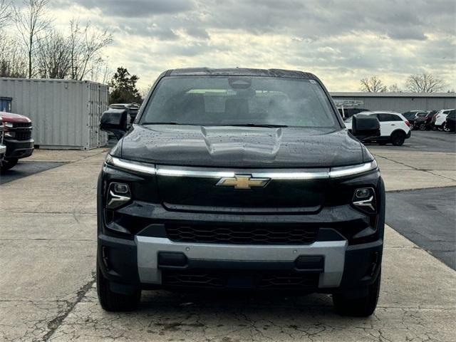 new 2025 Chevrolet Silverado EV car, priced at $75,490