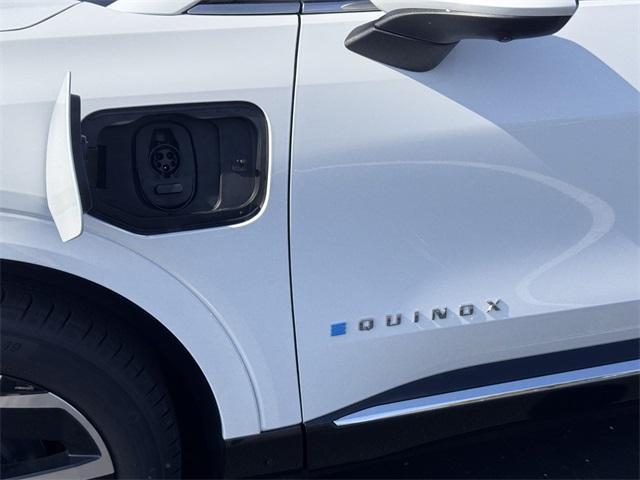 new 2025 Chevrolet Equinox EV car, priced at $47,177