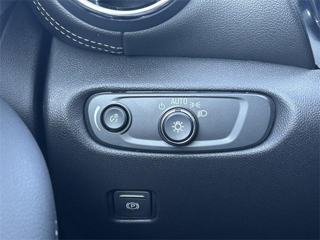 new 2025 Chevrolet Blazer car, priced at $34,744