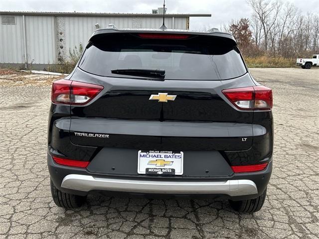 new 2025 Chevrolet TrailBlazer car, priced at $26,599