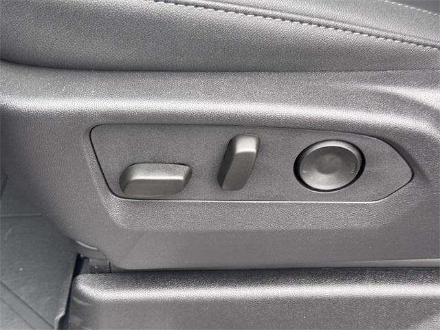 new 2025 Chevrolet Suburban car, priced at $71,001