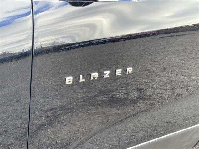 new 2025 Chevrolet Blazer car, priced at $36,116