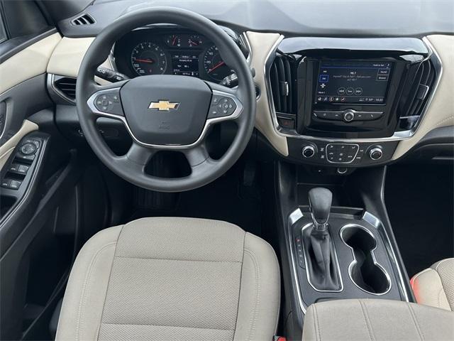 used 2023 Chevrolet Traverse car, priced at $27,874