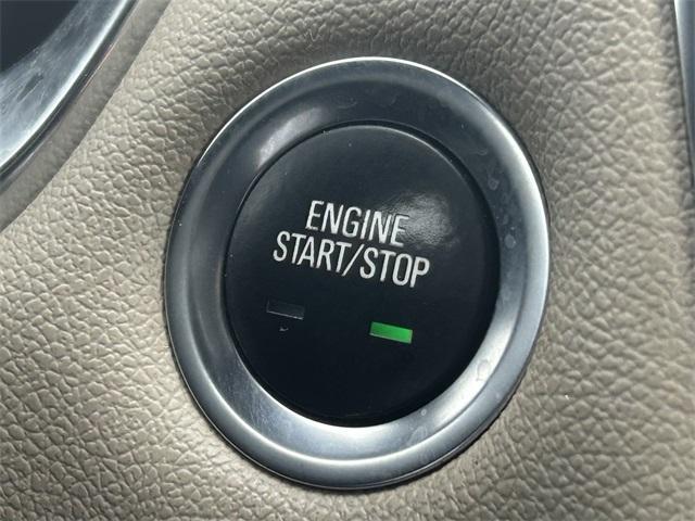 used 2023 Chevrolet Traverse car, priced at $27,874