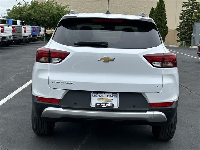 new 2025 Chevrolet TrailBlazer car, priced at $26,918