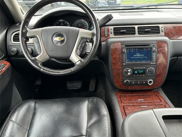 used 2011 Chevrolet Suburban car, priced at $12,000