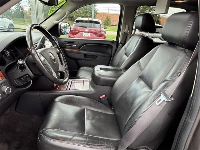 used 2011 Chevrolet Suburban car, priced at $12,000