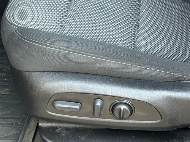 used 2023 Chevrolet Traverse car, priced at $30,387