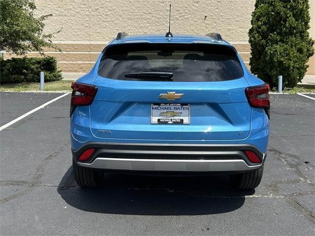 new 2025 Chevrolet Trax car, priced at $23,799