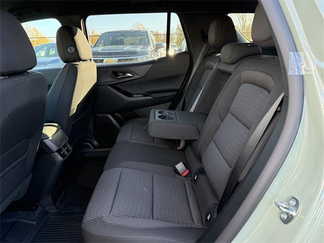 new 2026 Chevrolet Equinox car, priced at $28,611