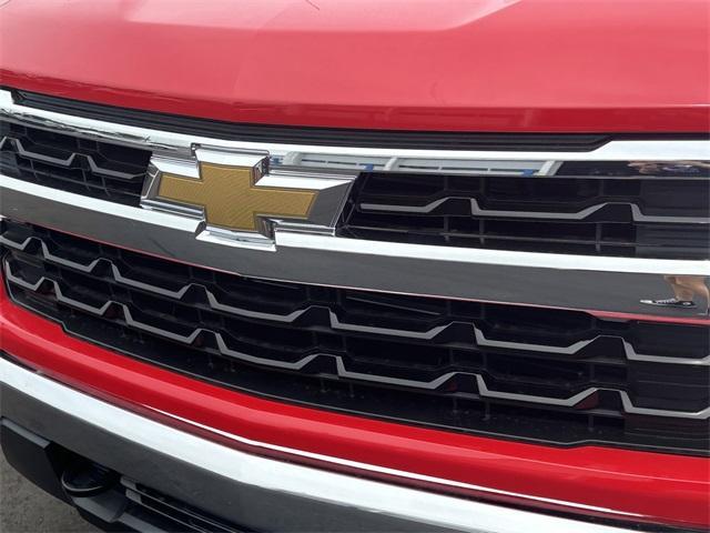 new 2025 Chevrolet Silverado 1500 car, priced at $49,812