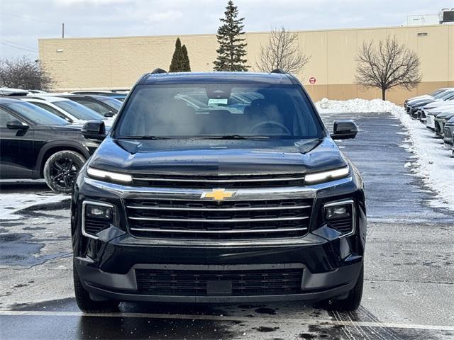 new 2025 Chevrolet Traverse car, priced at $44,937