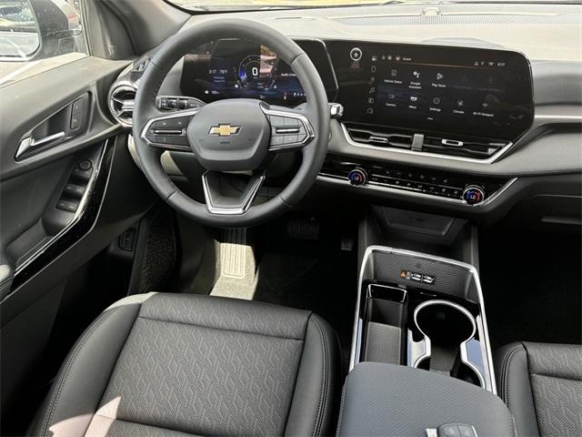 new 2025 Chevrolet Equinox car, priced at $30,714