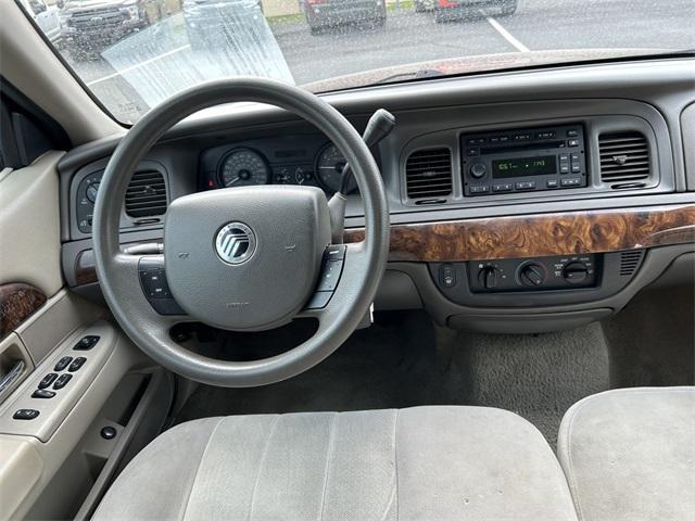 used 2008 Mercury Grand Marquis car, priced at $5,900