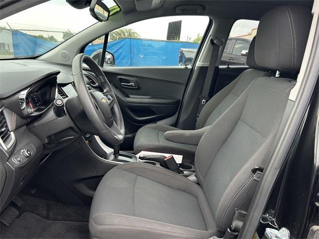 used 2022 Chevrolet Trax car, priced at $16,886