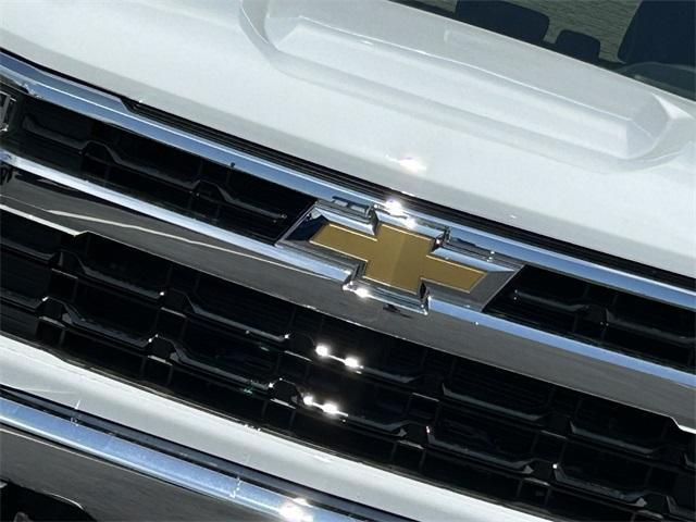 new 2025 Chevrolet Silverado 1500 car, priced at $50,012
