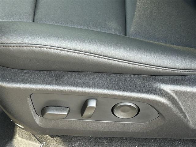 new 2026 Chevrolet Colorado car, priced at $43,033