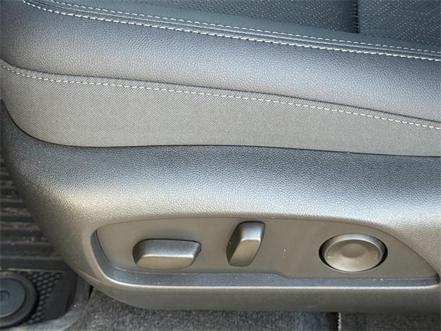 new 2026 Chevrolet Equinox car, priced at $33,059
