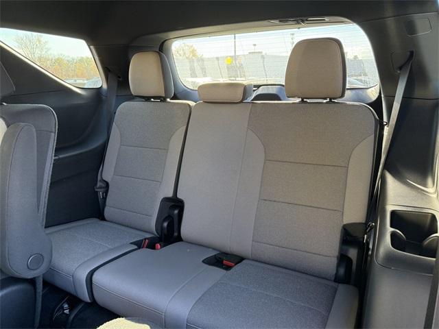 new 2025 Chevrolet Traverse car, priced at $43,841