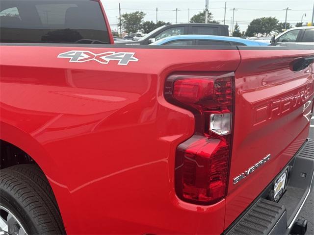 new 2025 Chevrolet Silverado 1500 car, priced at $49,812