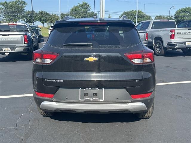 new 2025 Chevrolet TrailBlazer car, priced at $26,254