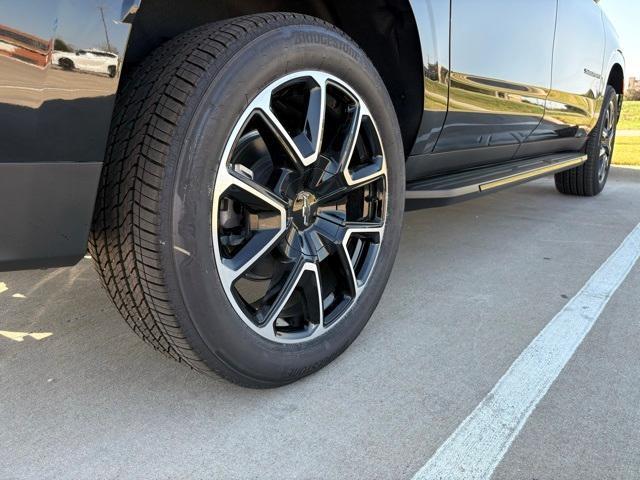 new 2024 Chevrolet Suburban car, priced at $72,460