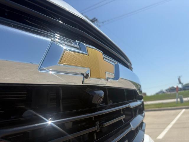 new 2025 Chevrolet Tahoe car, priced at $61,569