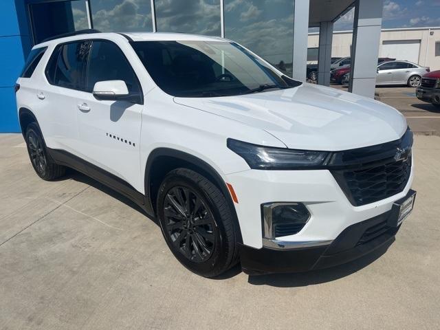 used 2022 Chevrolet Traverse car, priced at $27,731
