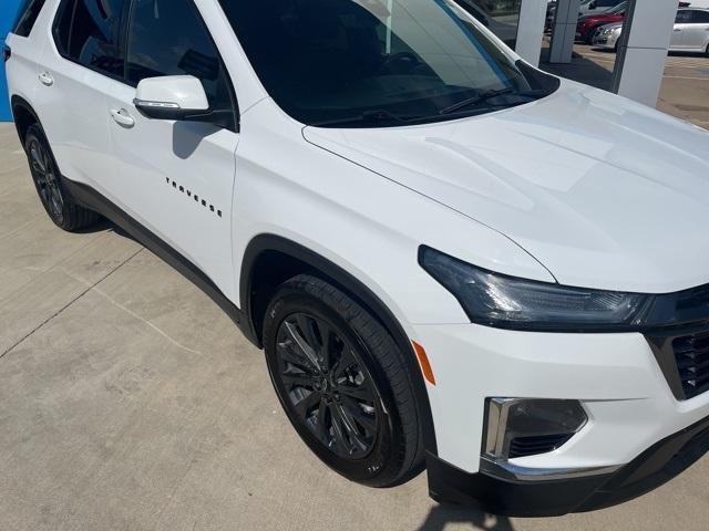 used 2022 Chevrolet Traverse car, priced at $27,731