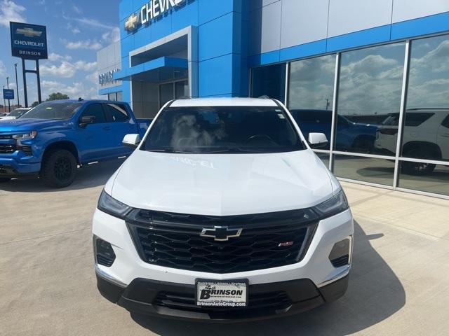 used 2022 Chevrolet Traverse car, priced at $27,731