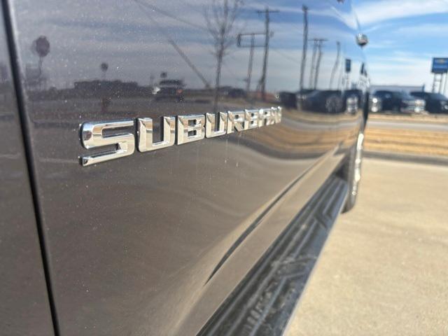 new 2025 Chevrolet Suburban car