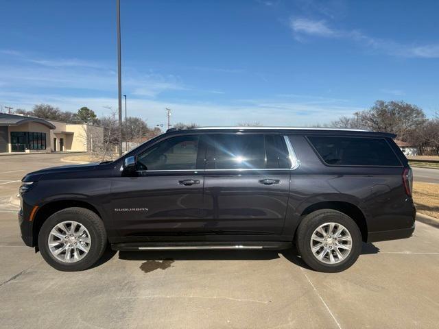 new 2025 Chevrolet Suburban car