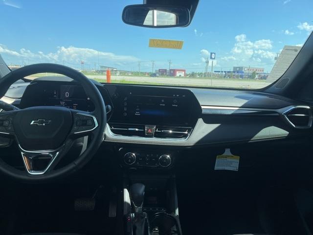 new 2025 Chevrolet TrailBlazer car, priced at $28,725